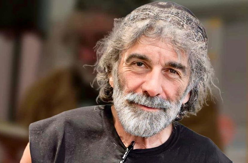 Ballando con le Stelle 2023, Mauro Corona nel cast? L’indiscrezione: “Milly Carlucci gli ha messo gli occhi addosso” preview