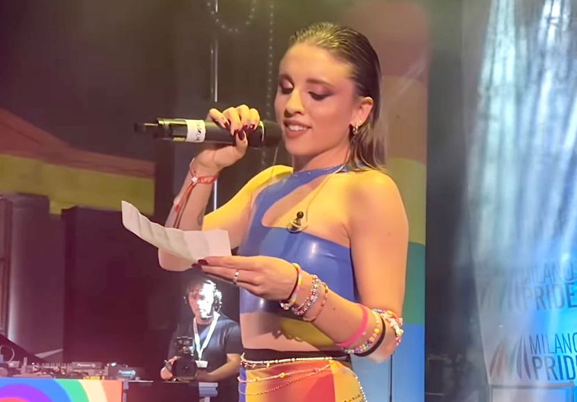 Angelina Mango, l’emozionante discorso al Milano Pride 2023: “Ho paura di tante cose, ma non di amare!” preview