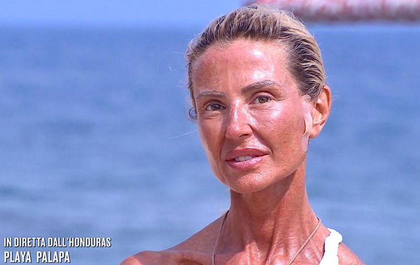 Isola 17, la sorella di Nathaly Caldonazzo: “Cristina Scuccia? Senza personalità. Marco Mazzoli? Meno crudele di Andrea Lo Cicero” preview