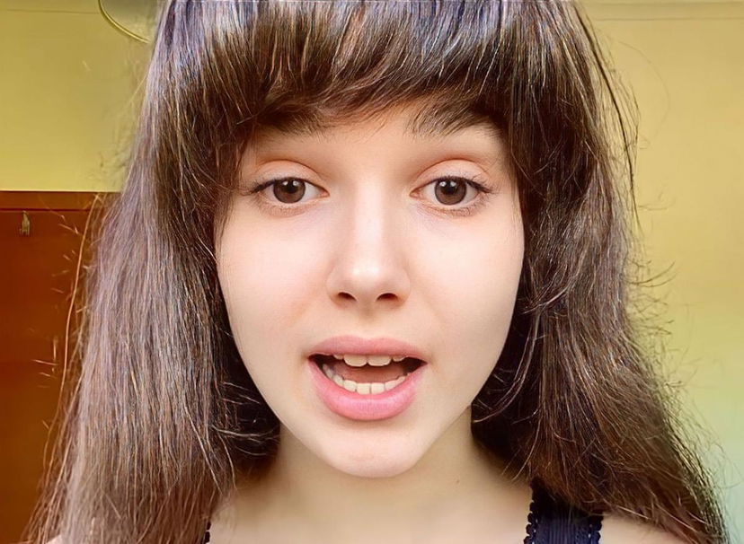 Il Collegio, dopo Andrea Maggi anche un altro prof commenta la svolta h0t di Maria Sofia Federico: “Ridicola, imbarazzante, da condannare” preview