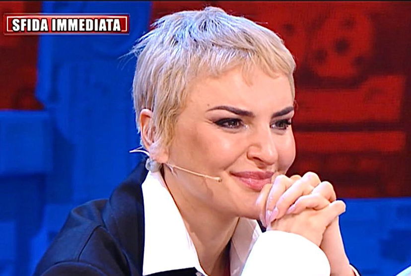 Amici 23, una famosissima cantante tra i prof al posto di Arisa? L’indiscrezione preview