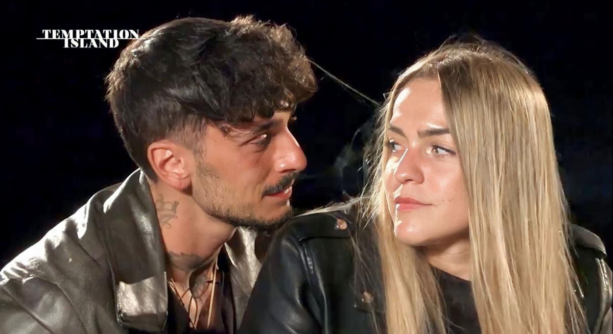 Temptation Island 10, seconda puntata: faló finale per Manu e Isabella che lasciano insieme il villaggio, Davide chiede il confronto ad Alessia dopo averla vista vicina ad uno dei tentatori