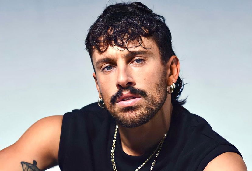 Aiello e quel particolare incontro in aeroporto: “Ho vissuto un attimo di felicità, volevo condividerlo” preview