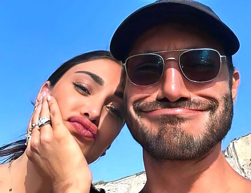 Belen Rodriguez e Stefano De Martino, è (di nuovo) crisi? Fede sparita e foto cancellate, ecco cosa è successo preview