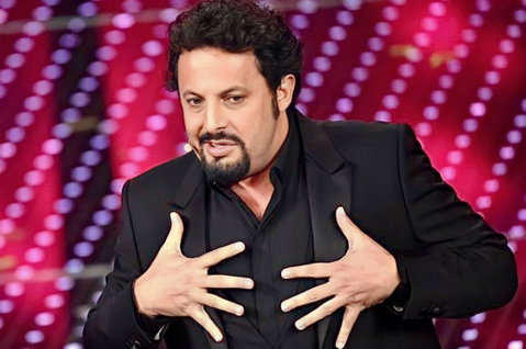 Tale e Quale Show, Enrico Brignano potrebbe prendere il posto di Giorgio Panariello in giuria preview