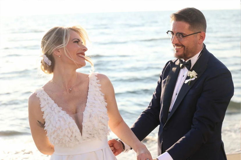 Uomini e Donne, Anna Puca e Valerio Lippolis si sono sposati: “Matrimonio fantastico, da ripetere!” (Foto) preview