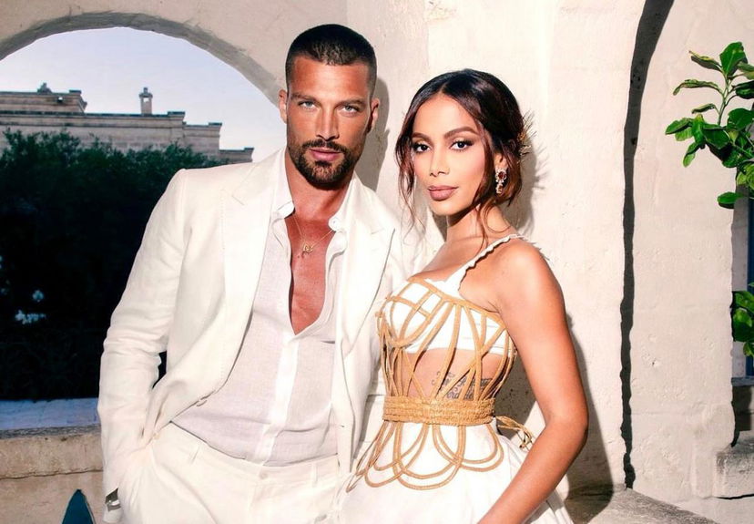 L’Isola dei Famosi, è amore tra Simone Susinna e la popstar Anitta? Il dettaglio che non è sfuggito ai fan preview