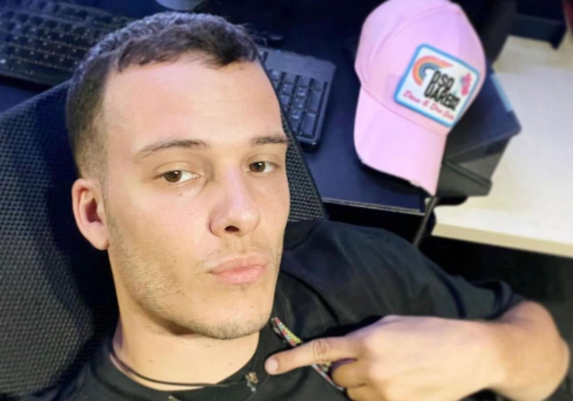 Gf Vip 7, sfogo fiume di Edoardo Donnamaria su Twitter: “Spu*tanare una persona di cui sei stato innamorato è un atteggiamento di una violenza inaudita” preview