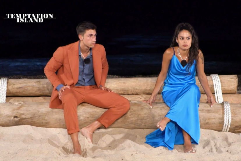 Temptation Island 10, la madre di Perla Vatiero e lo sfogo social contro Mirko Brunetti: “Non ci si può fidare di nessuno al cento per cento” preview