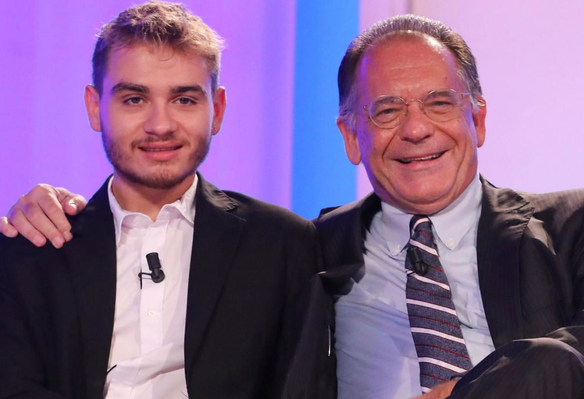 Isola 17, Alessandro Cecchi Paone e Simone Antolini svelano quale famosa donna della politica li unirà in matrimonio article-post