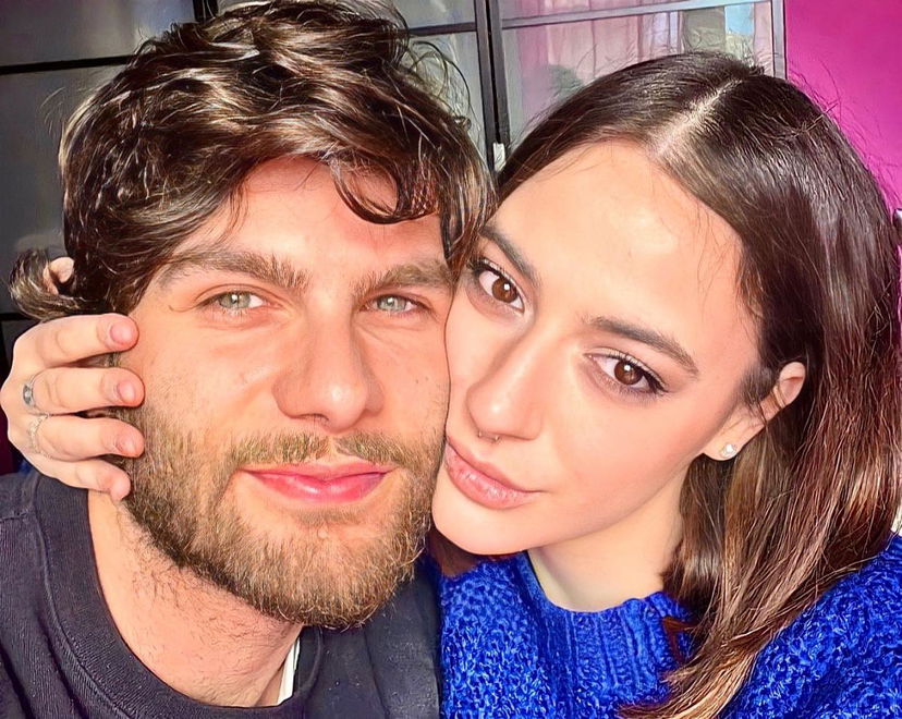 Uomini e Donne, Roberta Giusti e Samuele Carniani si sono lasciati: i comunicati social preview