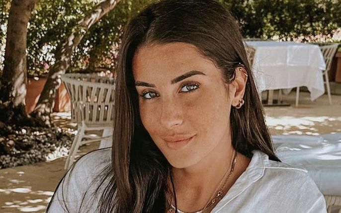 Gf, Valentina Vignali sbotta dopo le critiche sul peso: “O sei una vacca per le tue forme o sei un’anoressica” article-post