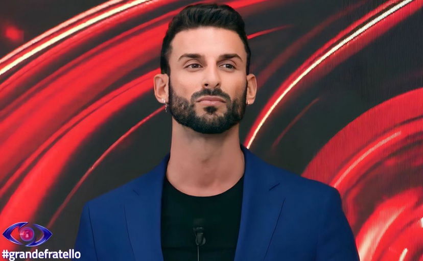 Grande Fratello, quinta puntata: eliminato Claudio Roma, Massimiliano Varrese prende il due di picche in diretta da Heidi Baci. I nominati sono… preview