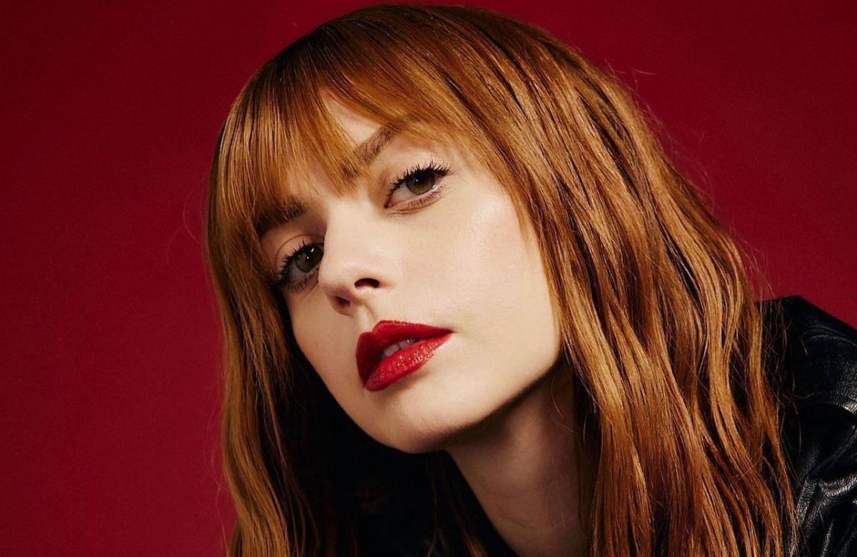 Annalisa Scarrone spiega come ha reagito alla notizia della sua presunta gravidanza: “Non nascondo che…” article-post