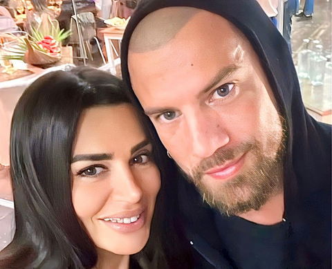 Uomini e Donne, Elga Enardu annuncia: “La mia storia con Diego é finita” preview