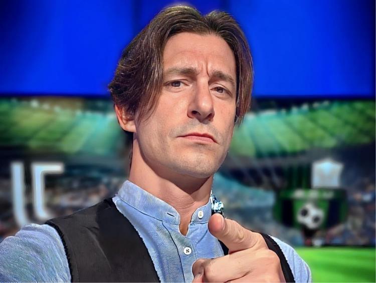 Grande Fratello, Francesco Oppini dalla parte di Alfonso Signorini: “Finalmente nella Casa gente vera a discapito del trash!” article-post