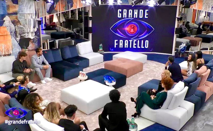 Grande Fratello corre ai ripari e non sfiderà Tale e Quale Show: ecco quando andranno in onda le prossime puntate preview