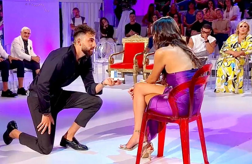 Temptation Island 10, le reazioni degli ex protagonisti dopo la proposta di matrimonio di Giuseppe Ferrara a Gabriela Chieffo preview