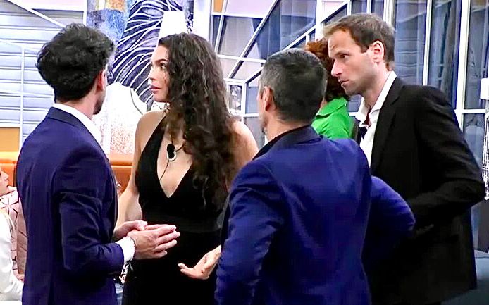 Grande Fratello, Giuseppe Garibaldi rimproverato per aver nominato Alex Schwazer: “La motivazione deve essere valida!” preview