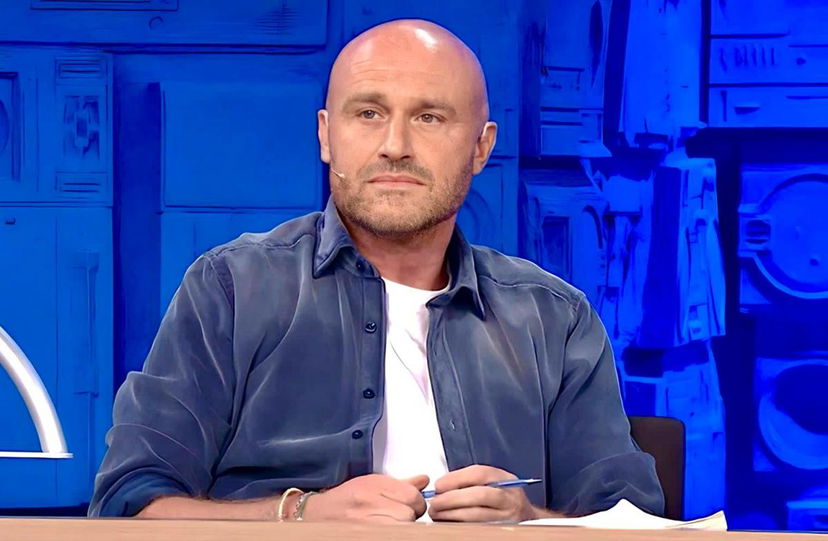 Rudy Zerbi fuori onda: “Scambiano la mia fidanzata per mia figlia” preview