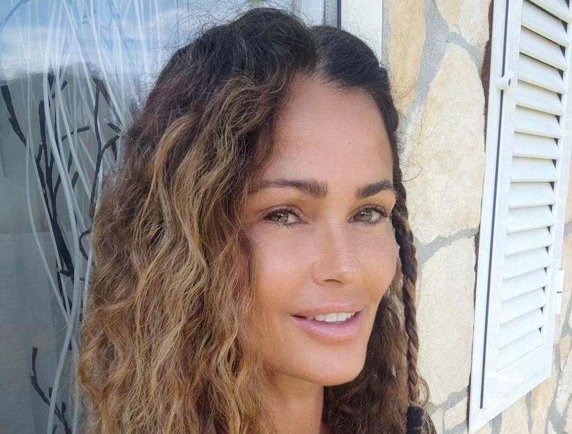 Grande Fratello, Samantha De Grenet commenta l’attuale edizione del reality: “Manca un maschione, un Antonino Spinalbese! I ragazzi della Casa…” preview