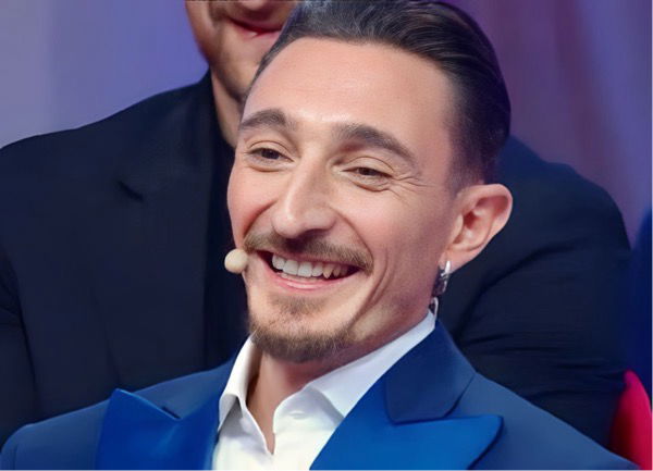 Grande Fratello, Ciro Petrone commenta il comportamento di Vittorio Menozzi: “L’ho sottovalutato, è più furbo di quanto pensassi!” preview