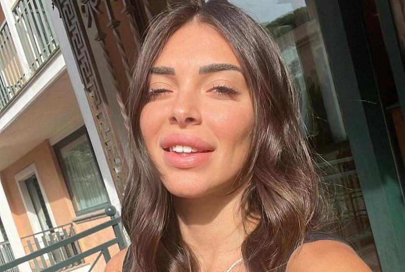 Grande Fratello, Gessica Notaro si espone a difesa di Greta Rossetti: “Siete dei poveretti!” preview