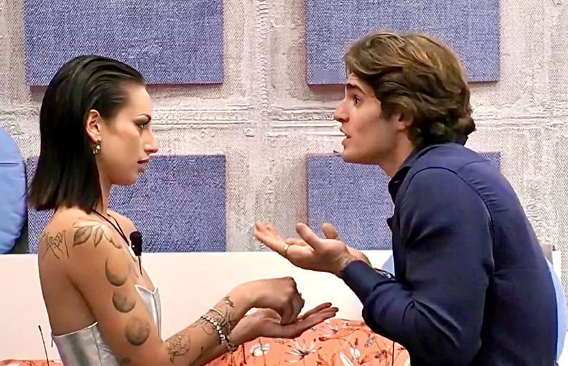 Grande Fratello, Letizia Petris si chiarisce con Paolo Masella dopo la diretta, poi lo sfogo: “Non ho chiuso la mia relazione per stare con lui, l’ho chiusa per…” preview