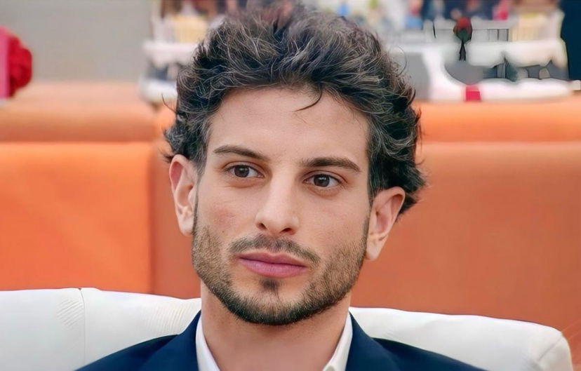 Grande Fratello, Giuseppe Garibaldi nell’occhio del ciclone per la frase sugli omosessuali: “Già che li accetto…” preview