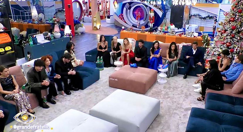 Grande Fratello, è di nuovo Armadio-gate: Rosy Chin avrebbe violato il regolamento e perché preview