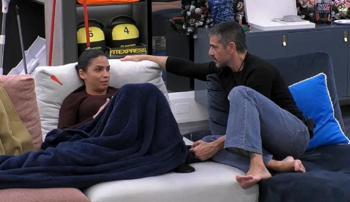 Grande Fratello, arriva il primo confronto tra Monia La Ferrera e Massimiliano Varrese: “Non ci siamo lasciati bene per niente” article-post