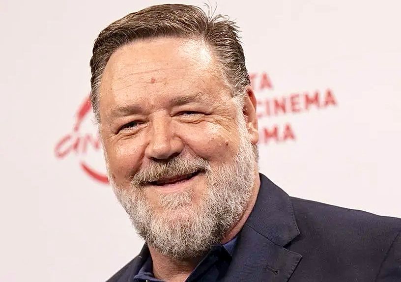 Sanremo 2024, Russell Crowe super ospite sul palco dell’Ariston? L’attore rompe il silenzio article-post
