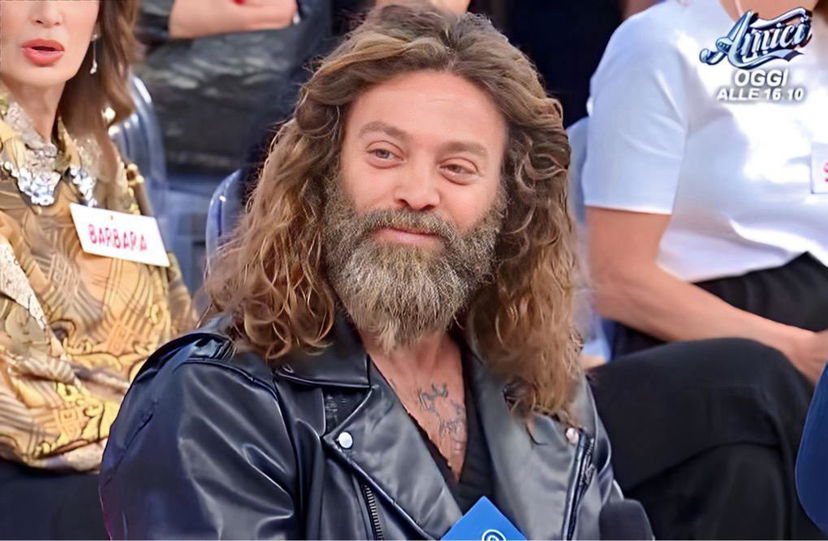 Ernesto Russo, il nuovo corteggiatore di Ida Platano aveva già partecipato a Uomini e Donne: eccolo prima del clamoroso cambio di look preview