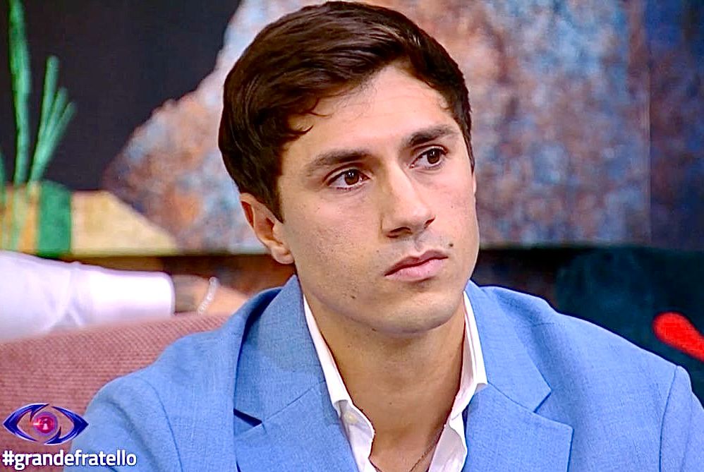 Grande Fratello, Mirko Brunetti dopo l’eliminazione: “Ha detto che sa di chi ha bisogno ma…”, la segnalazione article-post