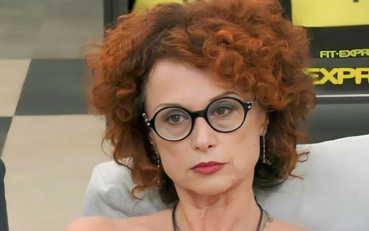 Grande Fratello, Jill Cooper attacca Beatrice Luzzi tirando in ballo i femminicidi (poi cancella e fa una precisazione) article-post