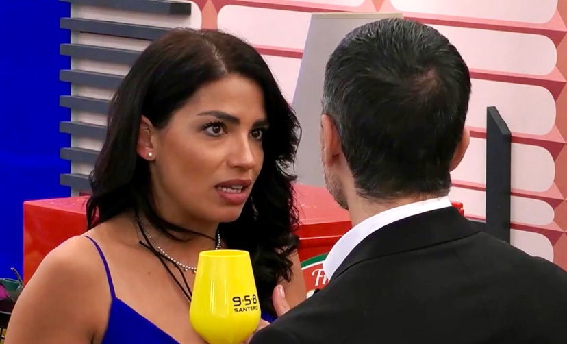 Grande Fratello, Monia La Ferrera delusa da Massimiliano Varrese scoppia in lacrime dopo la diretta: “Mi spiace che…” preview