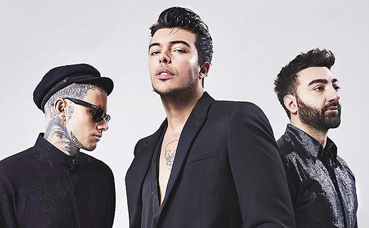 I The Kolors svelano un retroscena inedito sulla loro partecipazione ad Amici (e c’entrano Maria De Filippi e Morgan) article-post