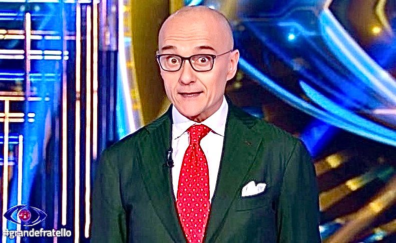 Grande Fratello, svelate alcune indiscrezioni sulla nuova edizione. E a proposito della diretta h24… preview