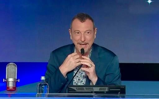 Sanremo 2024, la conferenza stampa della terza serata: l’ordine di uscita dei 15 Big in gara e gli ospiti preview