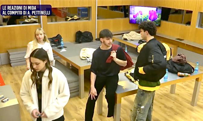 Amici 23, Mida ci ripensa e prova a rifiutare il compito di Anna Pettinelli ma Nicholas Borgogni non ci sta: “Non stai alle regole!” article-post