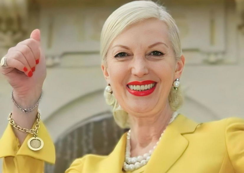 Gf Vip, Daniela Del Secco D’Aragona si mostra sui social dopo aver fatto il lifting al viso: le foto preview