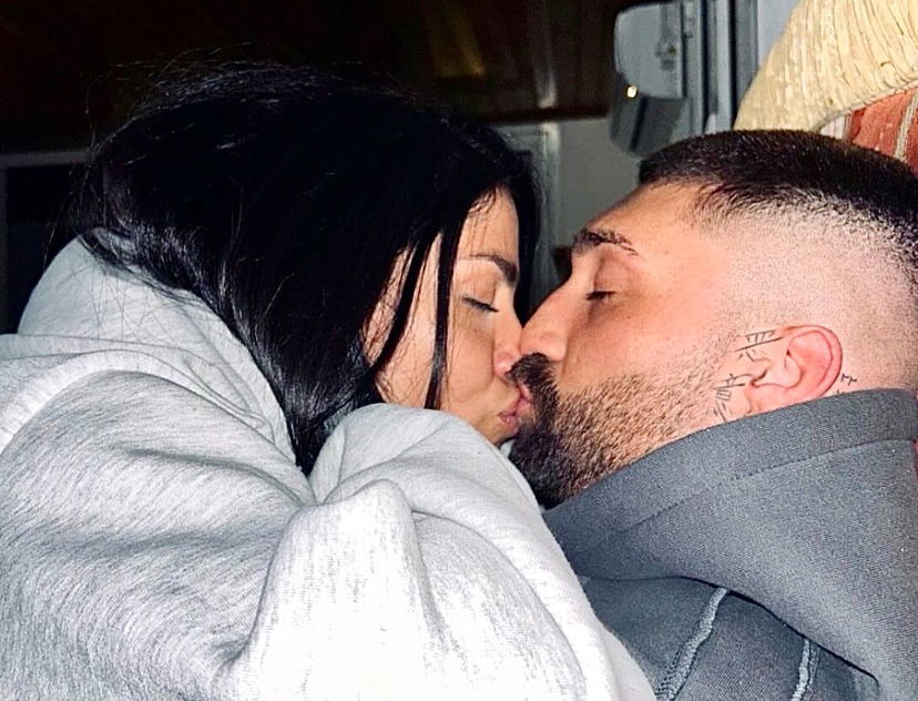 Grande Fratello, il fratello di Greta Rossetti parla della sua storia con Monia La Ferrera: “Perché dovrebbe essere inventata? Curatevi!” preview