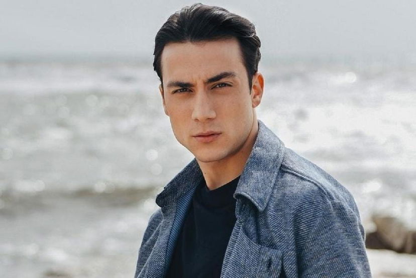 Mare Fuori 4, Matteo Paolillo rivela se si sente pronto a lasciare il ‘suo’ Edoardo Conte. E a proposito dell’amore del suo personaggio per Carmela e Teresa… preview