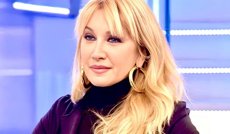 Grande Fratello, Simona Tagli pronta a varcare la porta rossa preview