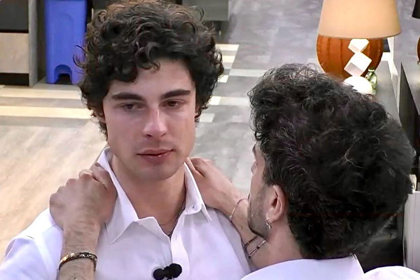 Grande Fratello, Vittorio Menozzi scoppia in lacrime dopo la diretta: “Mi sento in colpa nei confronti di Beatrice” preview