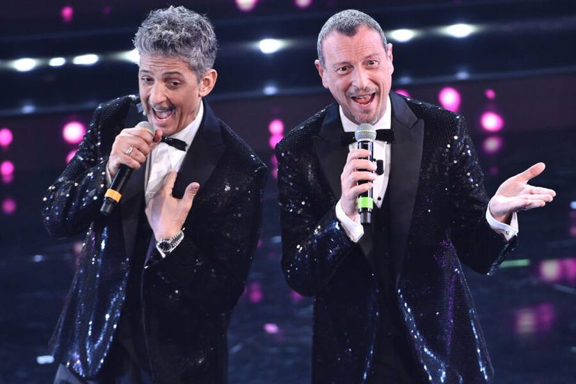 Amadeus contattato dalla Rai per rifare Sanremo? Il conduttore interviene da Fiorello, spiega come stanno le cose e svela una novità assoluta preview