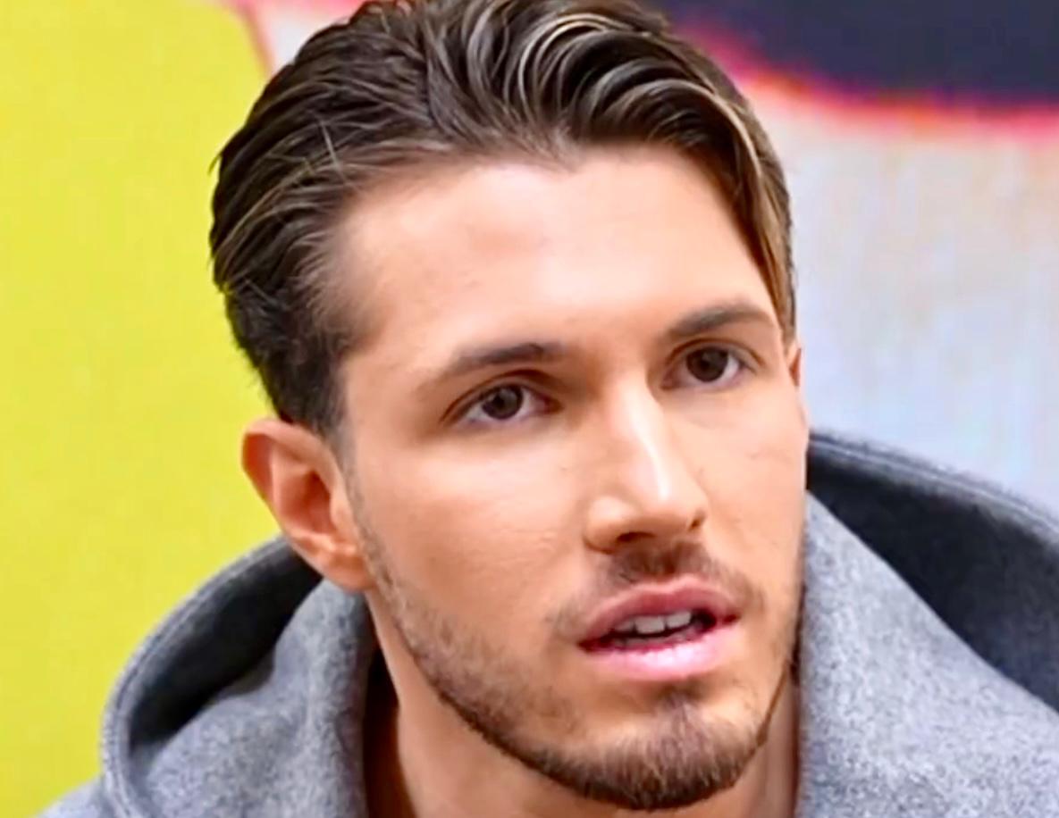 Uomini e Donne, le emozioni di Brando Ephrikian poco prima della scelta (Video) article-post