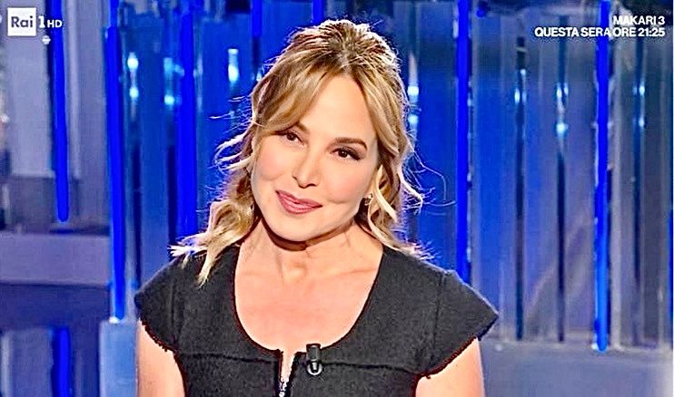 Domenica In, Barbara D’Urso: “Non voglio fare guerra, ma non ho ancora elaborato la maniera terribile con cui sono stata strappata dalla mia vita” preview