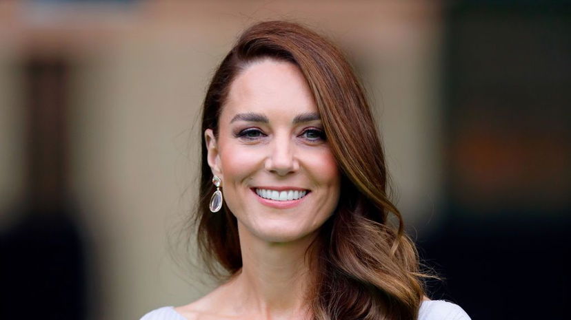 Kate Middleton pubblica un video e rivela che le è stato diagnosticato un cancro preview
