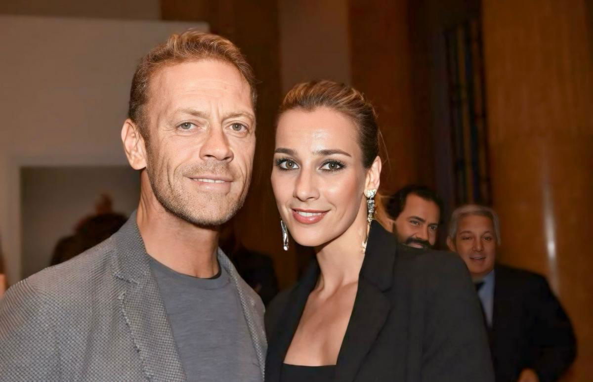 Rocco Siffredi, la moglie racconta la loro prima volta e spiega perché non si trovava bene nei loro momenti di intimità article-post